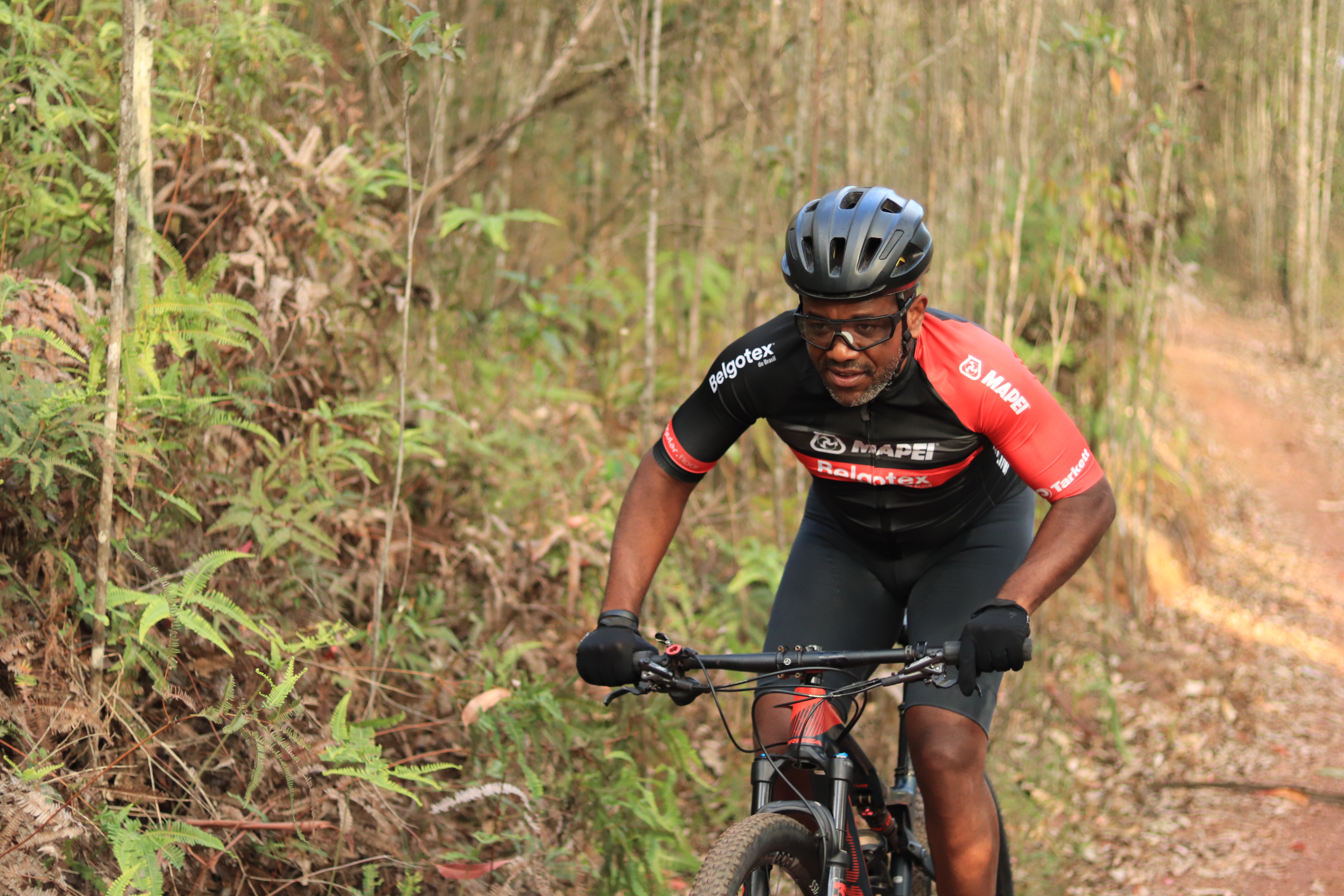 Andar de bike ajudou Márcio a perder 17 kg: 'Pedalar me dá prazer e saúde' - 18/11/2021 - UOL VivaBem